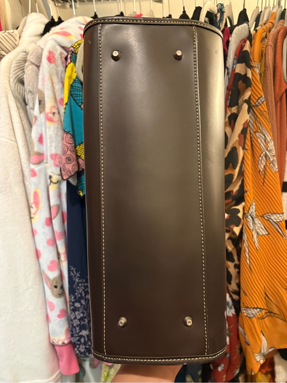 Maxx New York | Shoulder Tote Bag - Picture 7 of 13